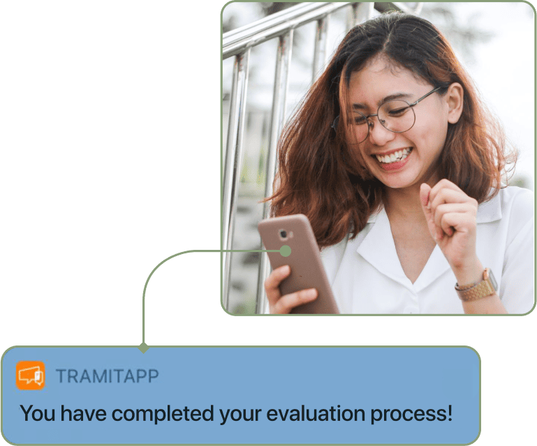 Screenshot of the completed-review notification in TramitApp